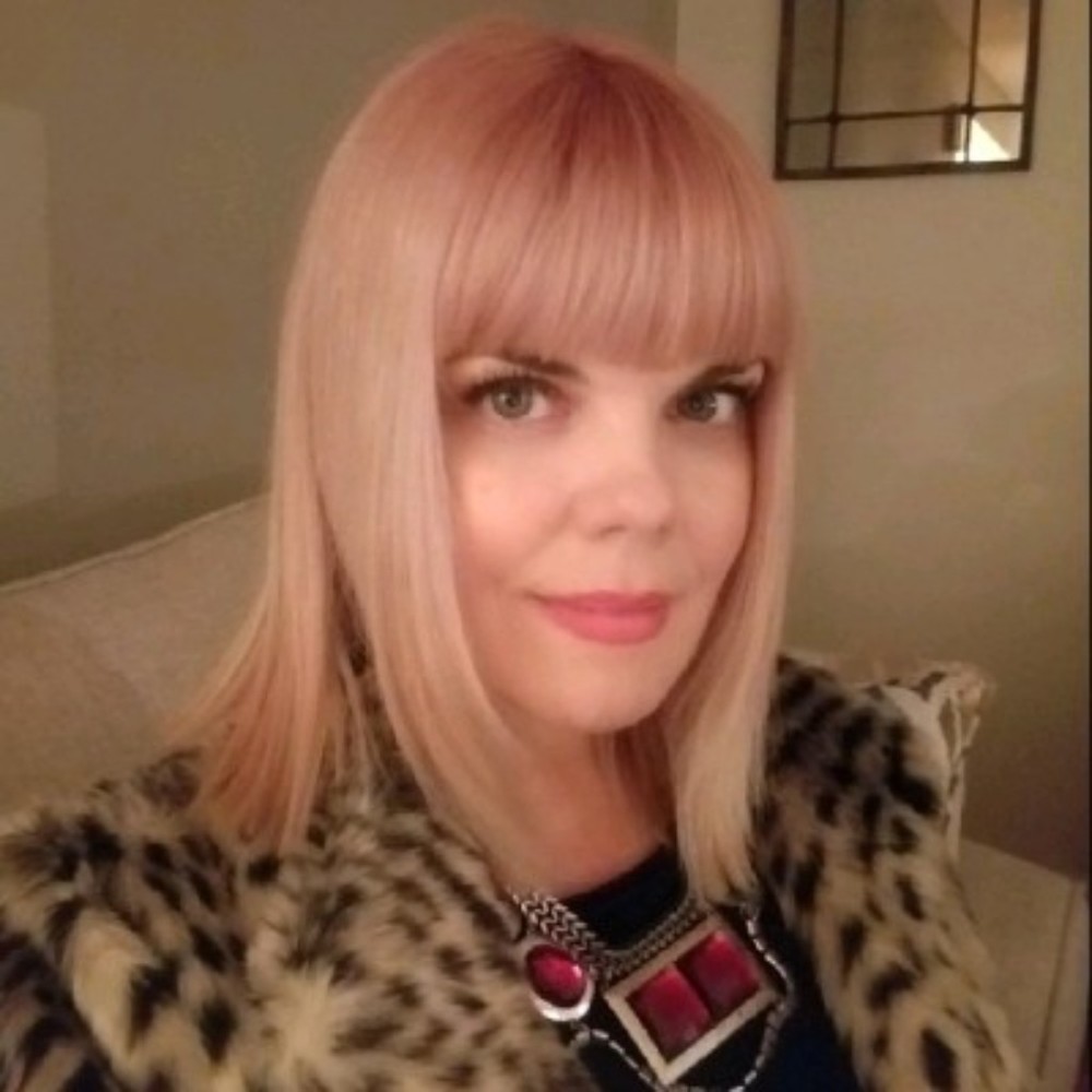 Meet your Posher, Pamela